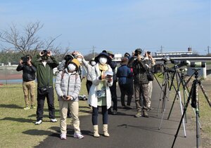 「大空を舞うのは？」皆の視線を一身に受けたのは