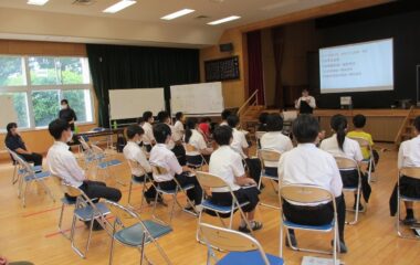 さくら聴覚支援学校進路講演会