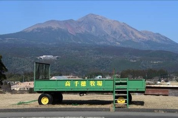 高千穂牧場から高千穂峰の眺望景観を学ぶ