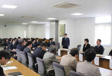 宮崎農業高等学校食品工学科 代表生による挨拶