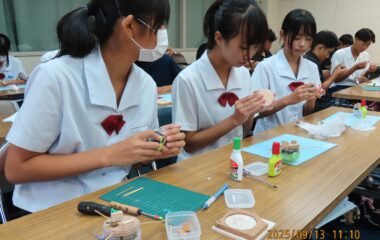 宮崎北高校でポケットオルゴール制作