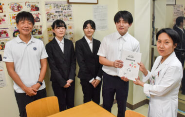 管理栄養学科学生が「栄養指導教材」46種類制作